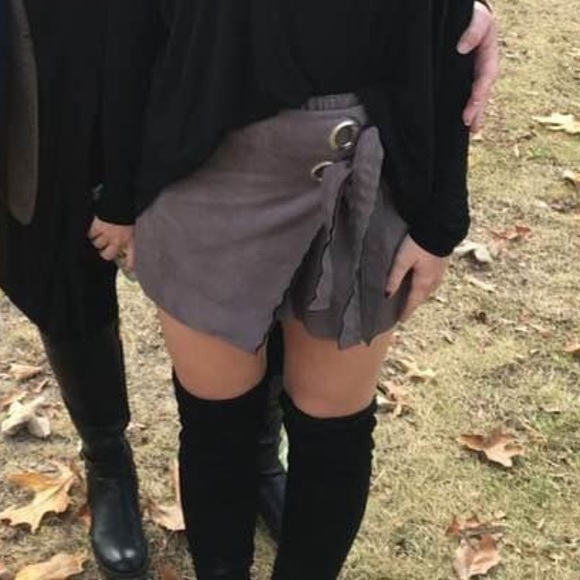 Vestibule suede skirt - Picture 2 of 2